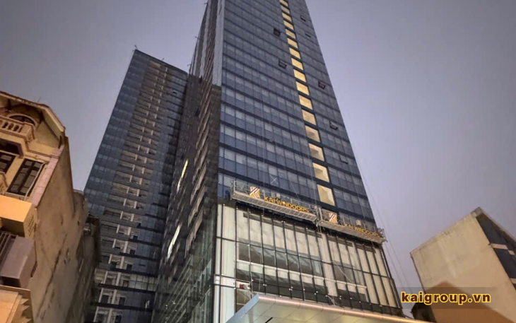 Khám phá hệ vách kính Semi-Unitized tại dự án 90 Đường Láng